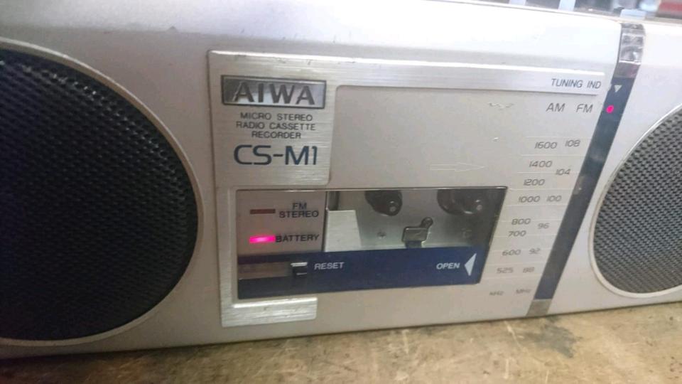 AIWA CS-M1, Micro Stereo Radio-Cassetten-Recorder, etwas DEFEKT!!