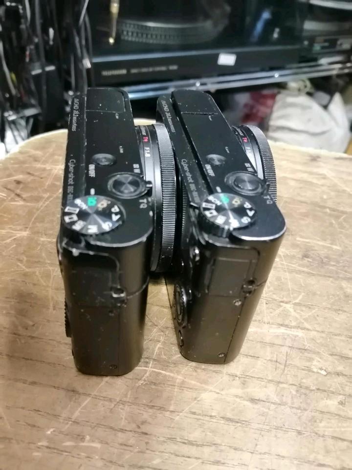 SONY DSC-RX100, 2 Digital-Kameras, DEFEKT!!!