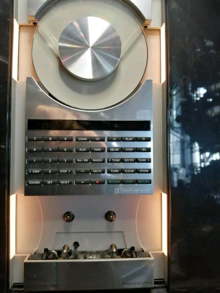 BANG & OLUFSEN BEOSYSTEM 2500, Musikanlage mit Boxen!!!
