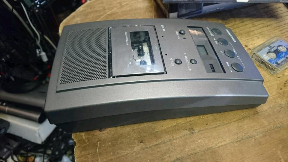 GRUNDIG Dt3110, Diktiergerät mit Zubehör, NEU!!