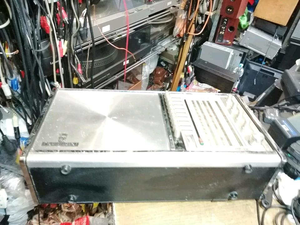 GRUNDIG ocean*boy 210, Radio, etwas DEFEKT!!