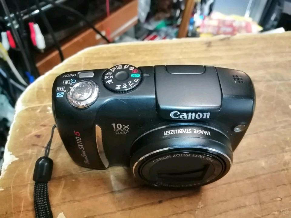 CANON POWERSHOT SX110, Digital-Kamera OHNE Speicherkarte!