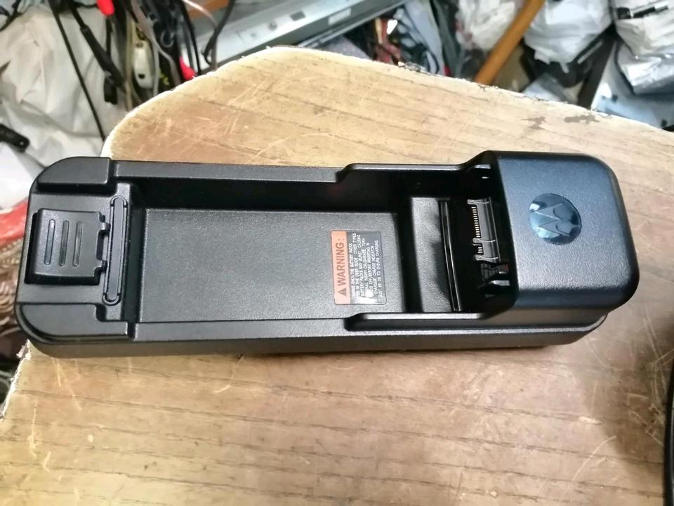 MOTOROLA PMLN5547A, Ladegerät, OHNE Kabel, wie neu!!