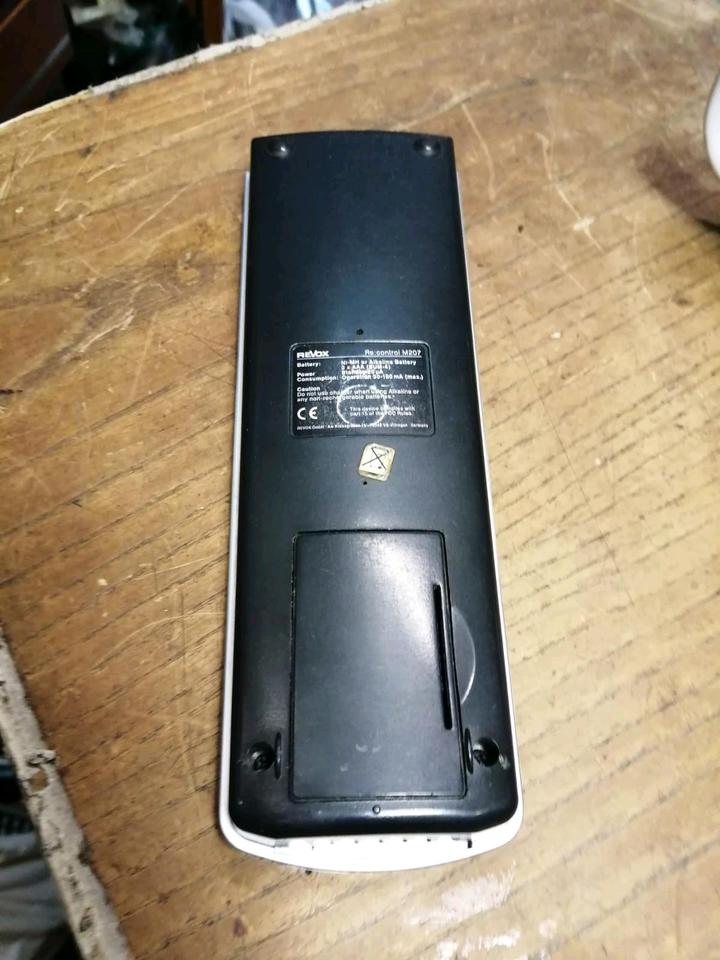 REVOX M 207, Original-Fernbedienung sehr guter Zustand!!