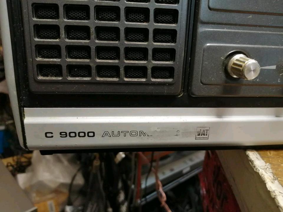 GRUNDIG C9000 AUTOMATIC, Radio-Cassetten-Recorder, etwas DEFEKT!!