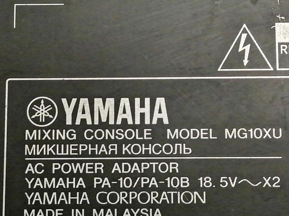 YAMAHA MG10XU, Mixer mit Original-Adapter!!!