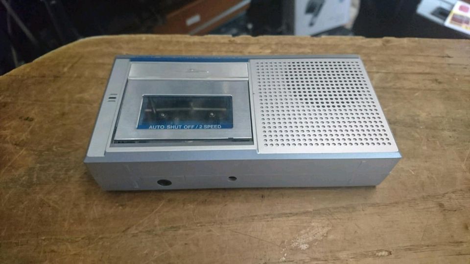 UNISEF Model M-1, Micro Cassette Recorder +Zubehör!