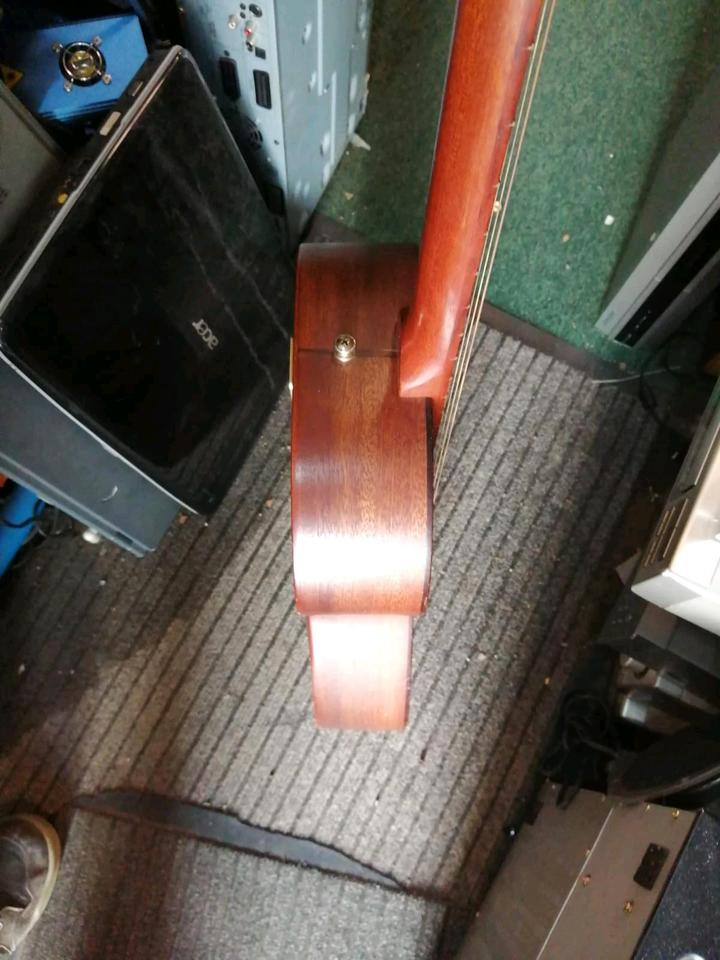 FRAMUS "Built in the heart of the Bavaria! Gitarre!!