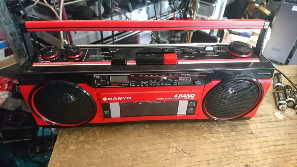 SANYO M-S350K, Stereo Radio-Cassetten-Recorder, guter Zustand!