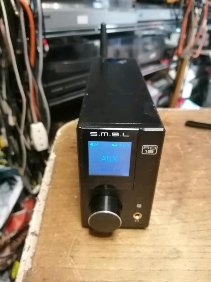 S.M.S.L. AD18, Bluetooth Digital Verstärker mit Universal-Adapter