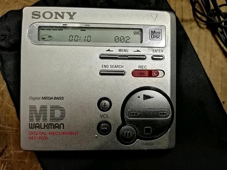 SONY MZ-R70, MD-Recorder + SONY RM-MZ3R + Kopfhörer!!!