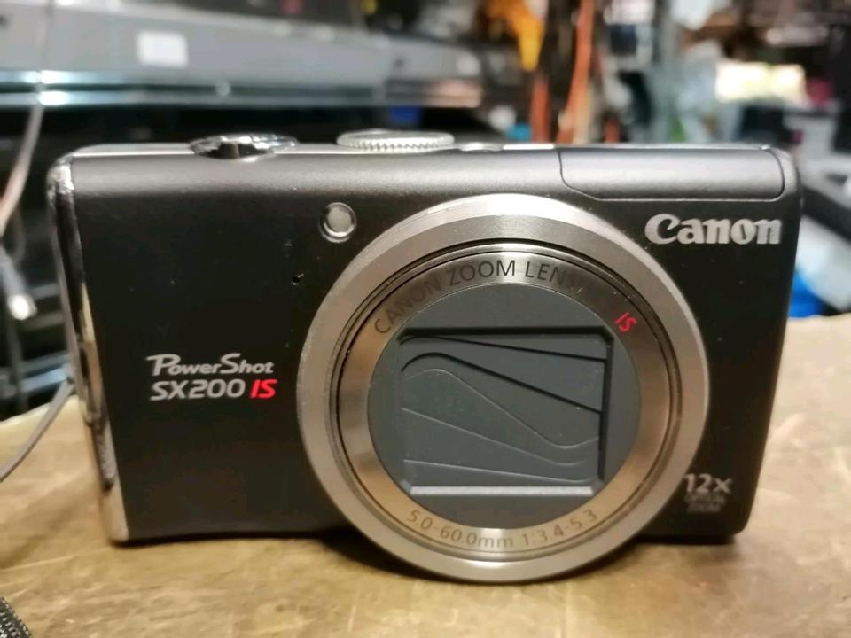 CANON POWERSHOT SX200IS, Digital-Kamera mit Zubehör!!!