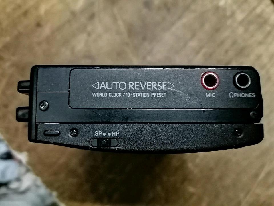 AIWA HS-J707, Walkman mit Batterie-Fach, DEFEKT!!!