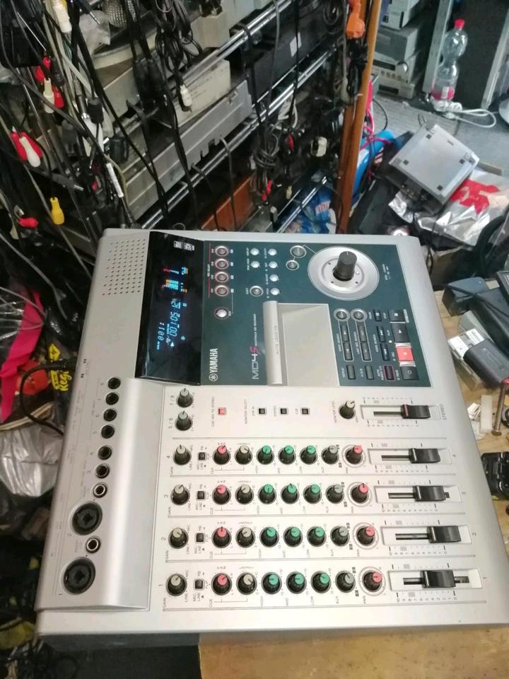 YAMAHA MD4S Multitrack MD Recorder/Mixer mit Minidisc!