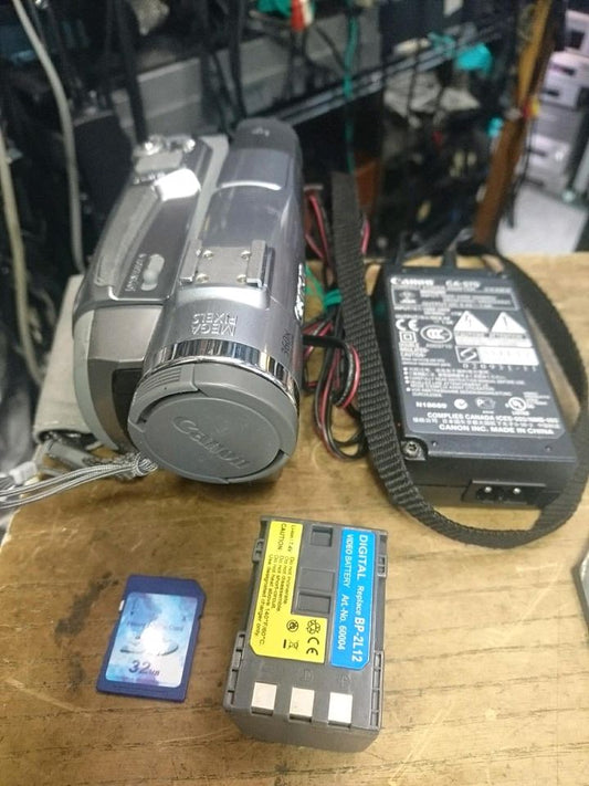 CANON MVX300E, MiniDV-Videocamera mit Zubehör!!