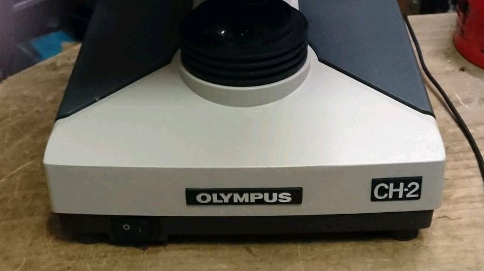 OLYMPUS Model CHT CH-2 Mikroskop + CWHK 10X/18 L, guter Zustand