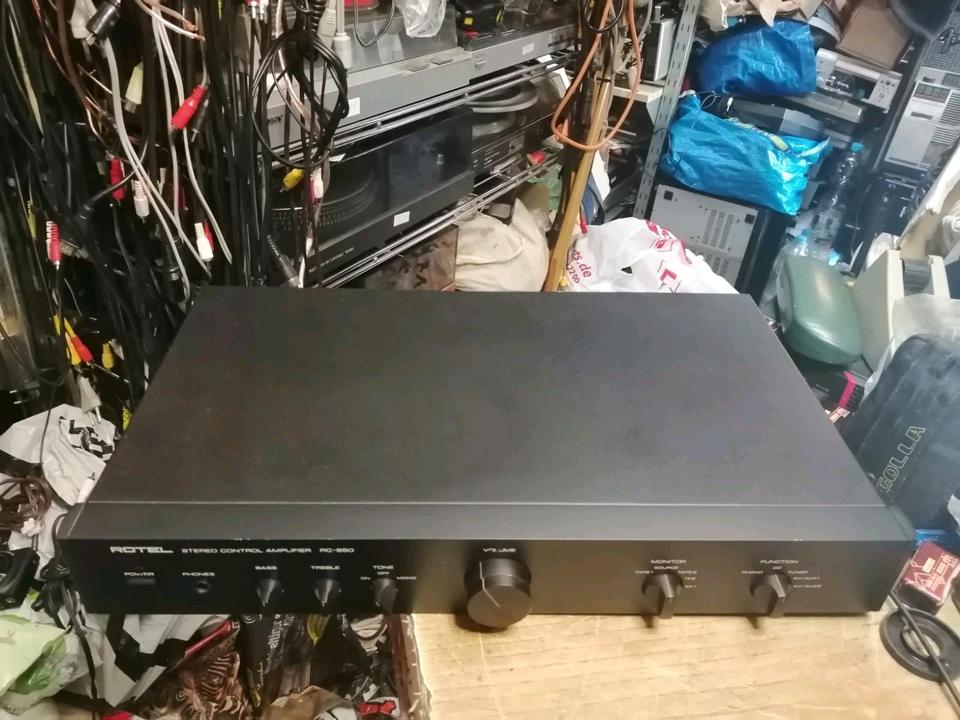 ROTEL RC-850 Stereo Control Amplifier/Vorverstärker!!!