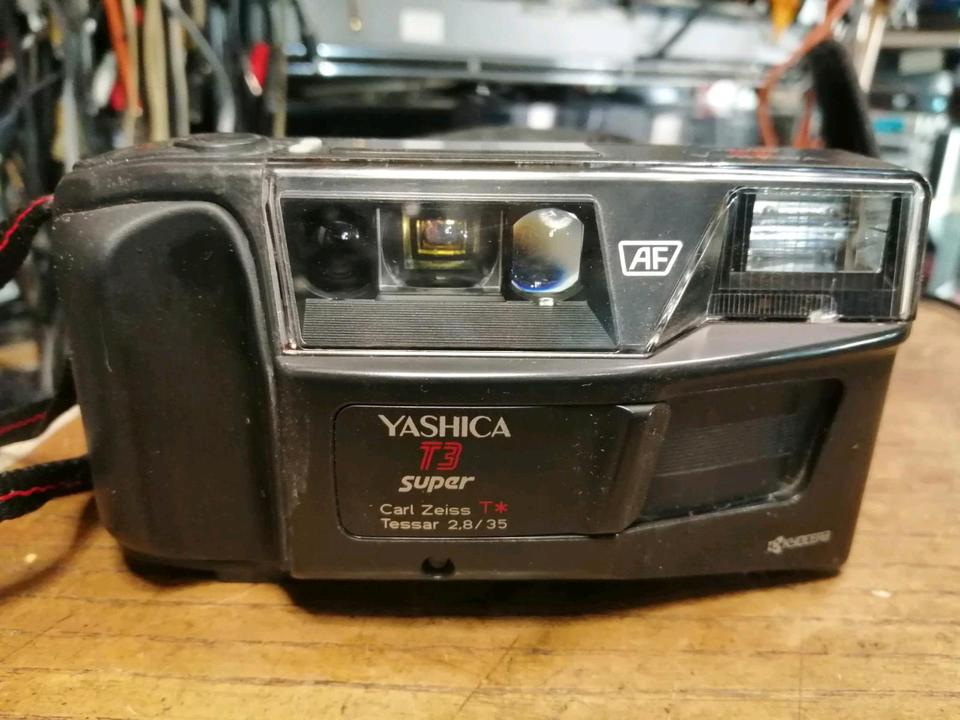 YASHICA T3 super, Analog-Kamera mit 1 Tasche!!!