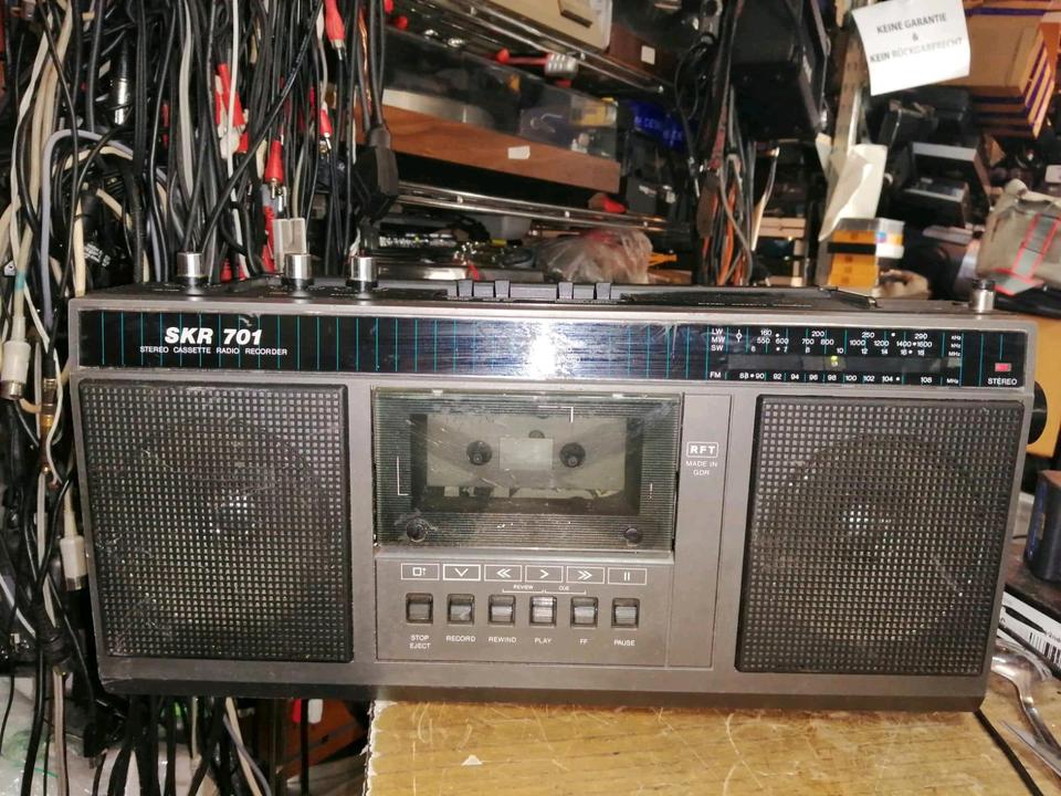 RFT SKR 701, Radio-Cassetten-Recorder, etwas DEFEKT!!