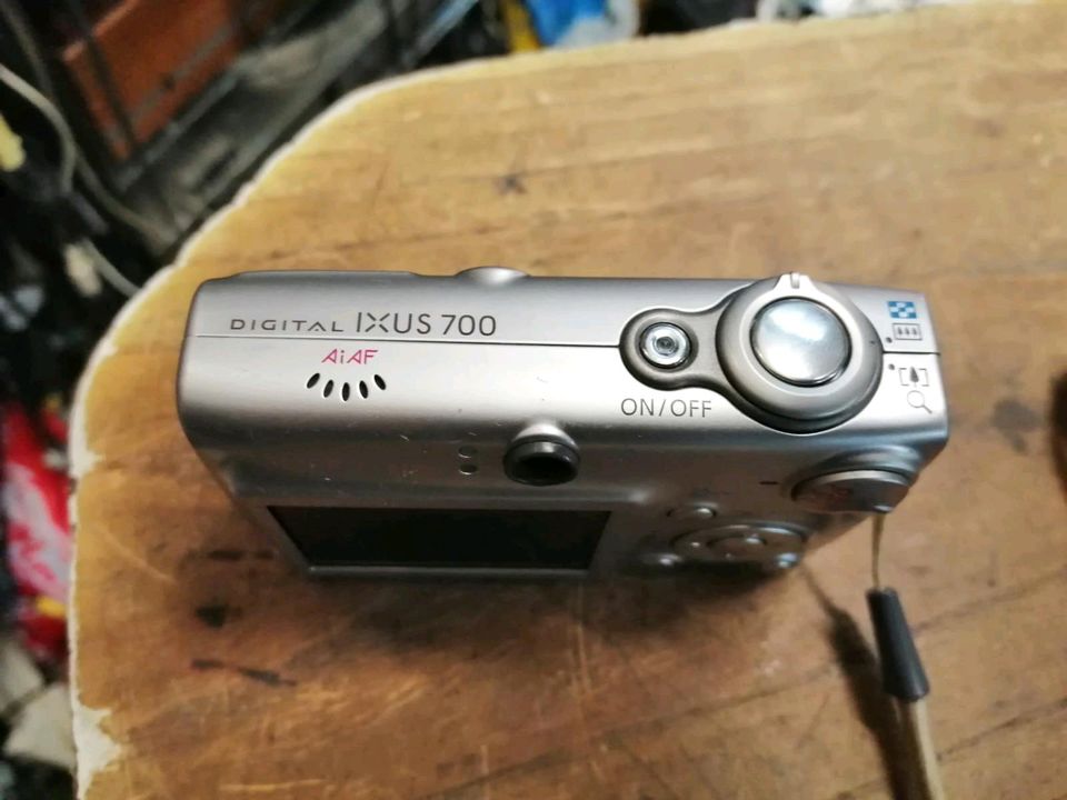 CANON Digital IXUS 700, Digital-Kamera mit Zubehör!!!