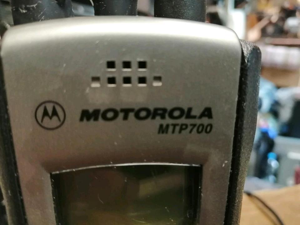 MOTOROLA MTP700, Handfunkgerät, OHNE Ladegerät!!