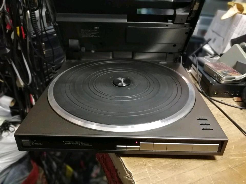 TECHNICS SL-J1 Plattenspieler + Original-Nadel!!