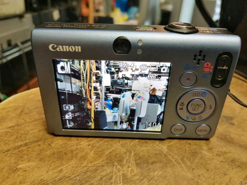 CANON Digital IXUS 82 IS, Digital-Kamera mit Zubehör!!