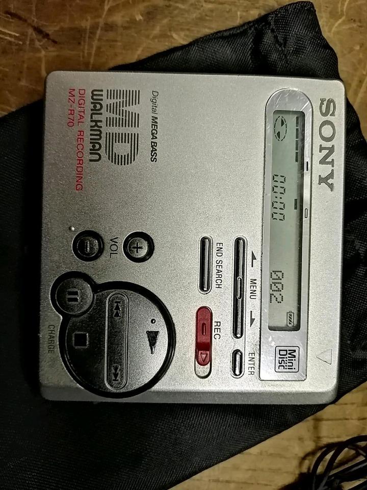 SONY MZ-R70, MD-Recorder + SONY RM-MZ3R + Kopfhörer!!!