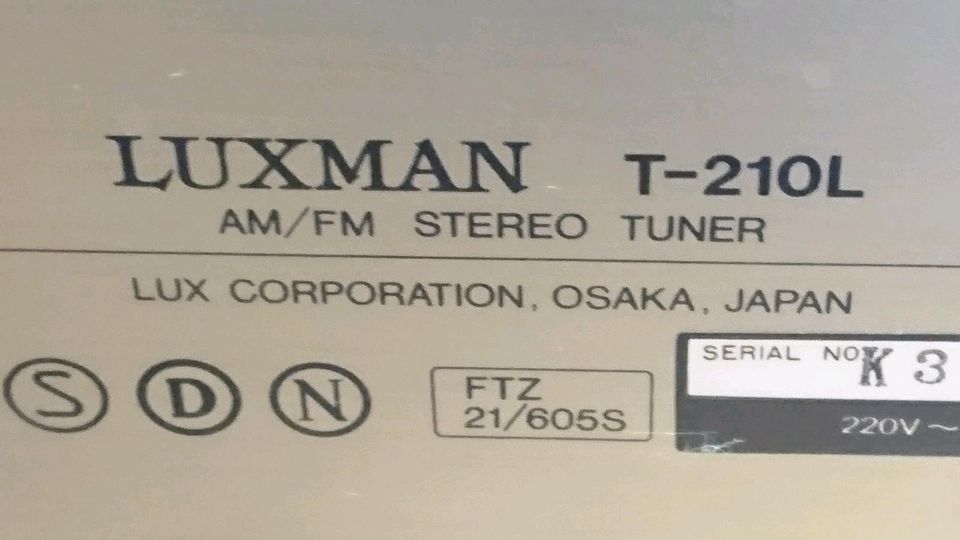 LUXMAN T-210L, AM/FM Stereo Tuner, guter Zustand!