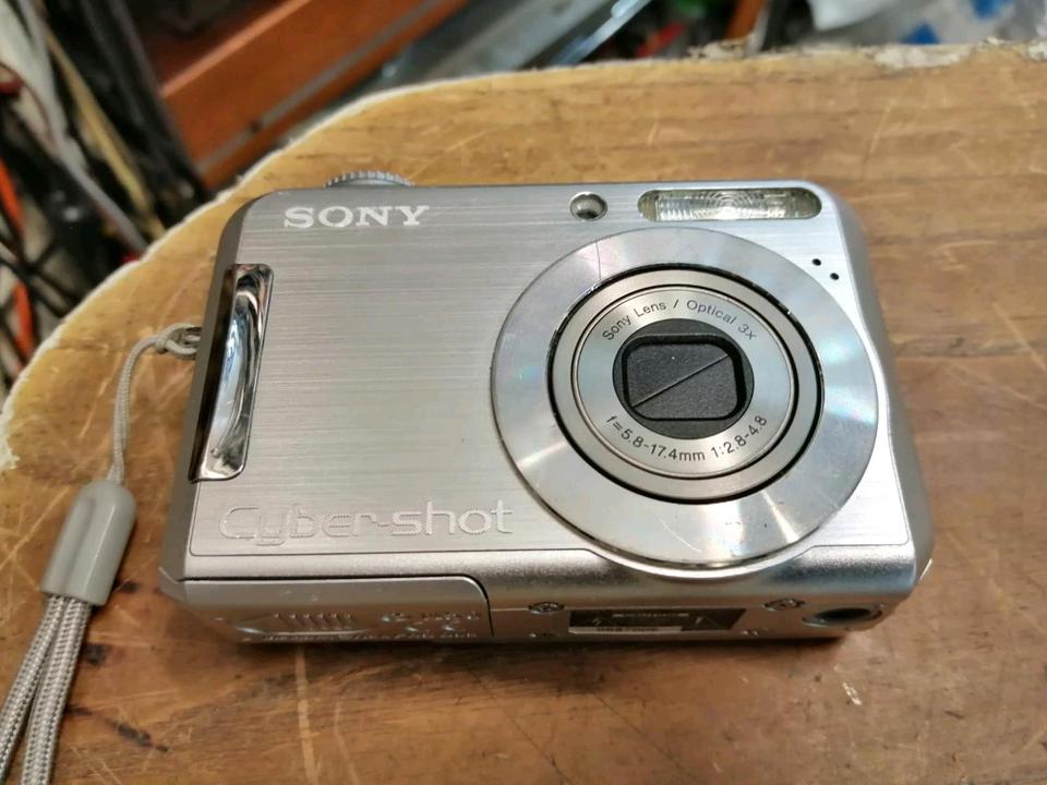SONY DSC-S700, Digital-Kamera, OHNE Speicherkarte!!