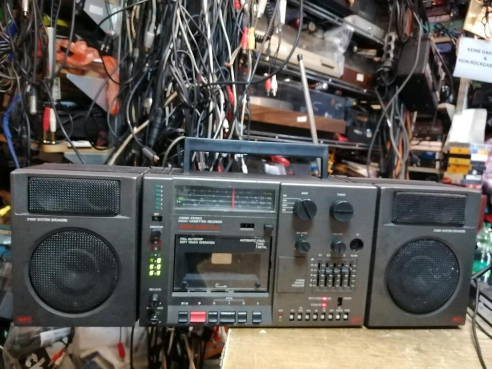 RFT EAW AUDIO 145, Radio-Cassetten-Recorder, etwas DEFEKT!!!