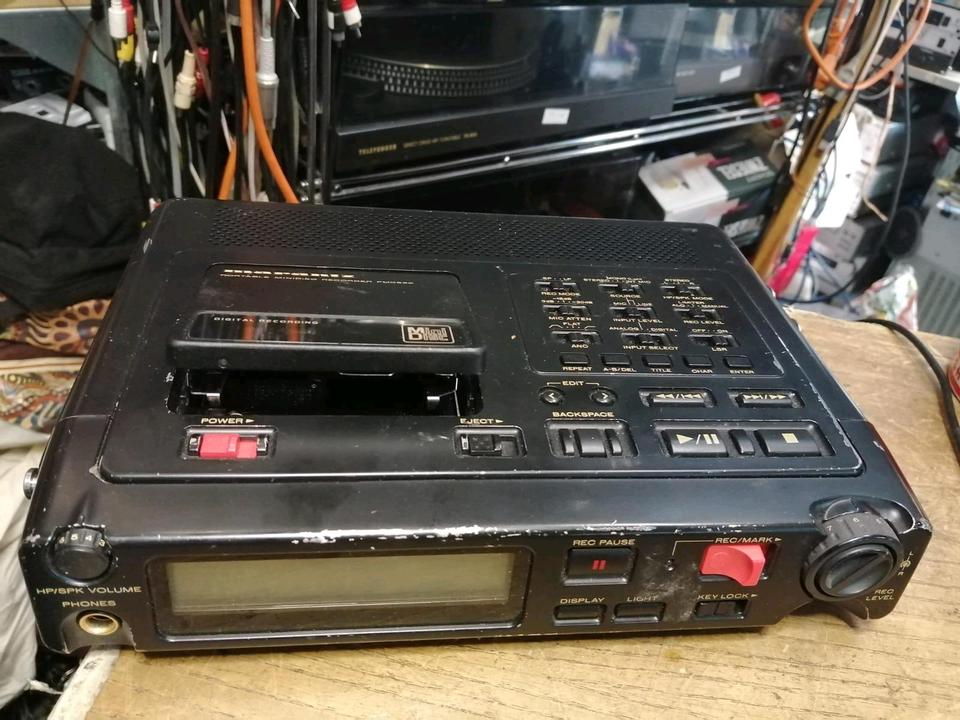 MARANTZ PMD650, portable Minidisc-Recorder, DEFEKT!!!