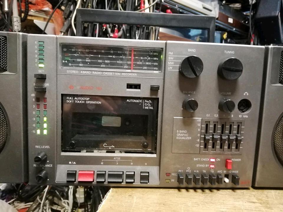 RFT AUDIO 145, Radio-Cassetten-Recorder, etwas DEFEKT!!!