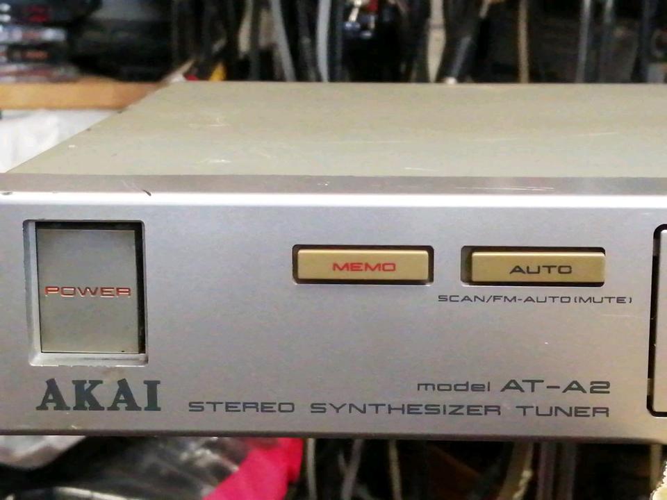 AKAI AT-A2, Stereo Synthesizer Tuner, guter Zustand!!