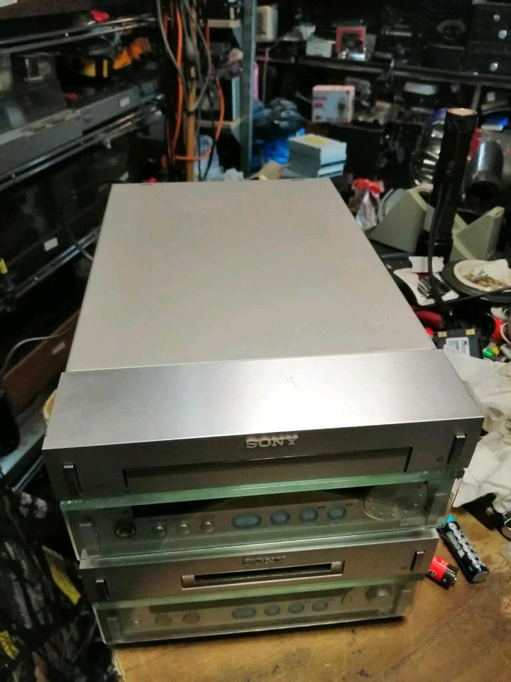 SONY HCD-SD1 CD-Receiver + MDS-SD1 MiniDisc-Deck, OHNE Boxen!!!