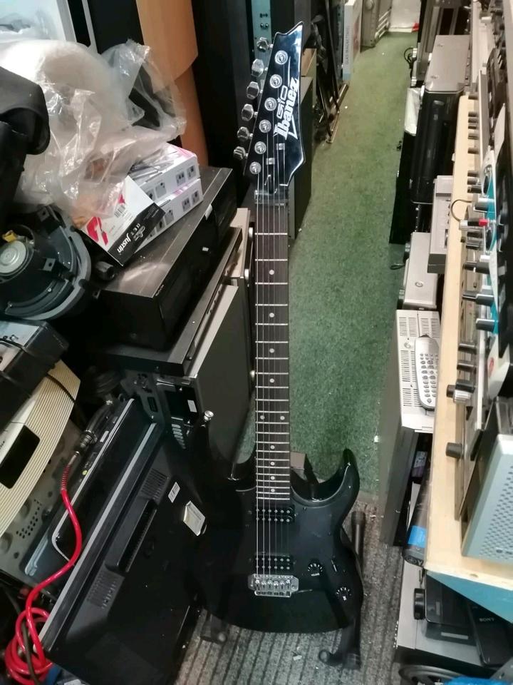 IBANEZ GIO, E-Gitarre, made in China, guter Zustand!!