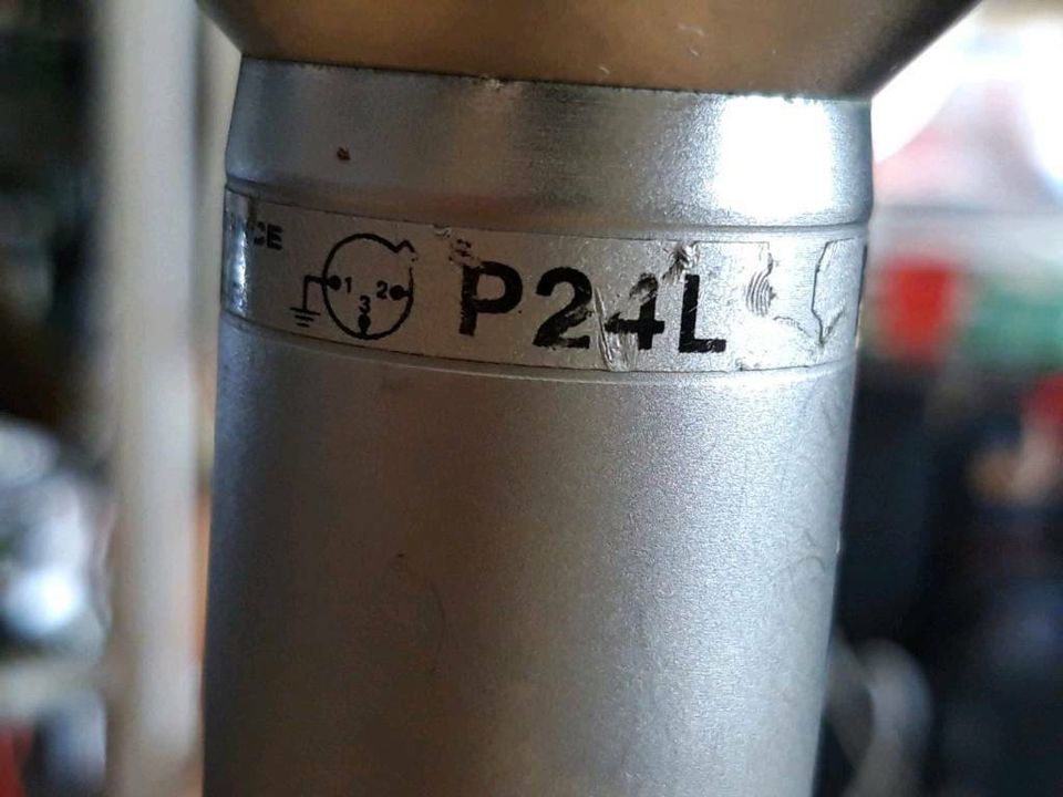 FBT P24L; Mikrofon mit XLR-ANSCHLUß. Toll