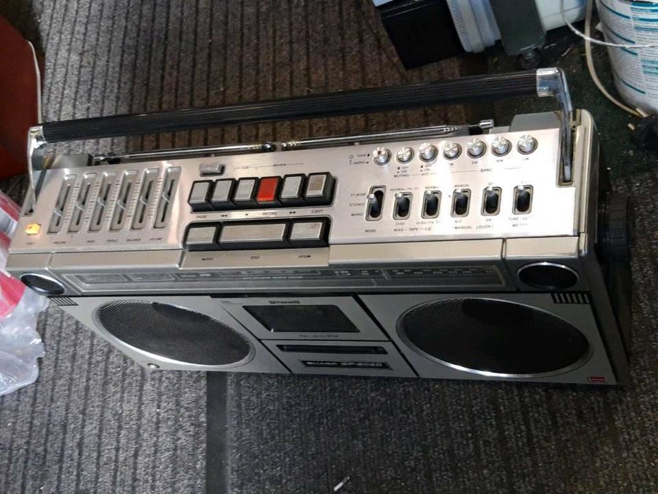 SHARP GF-9090, Stereo Redio-Tape Recorder, guter Zustand