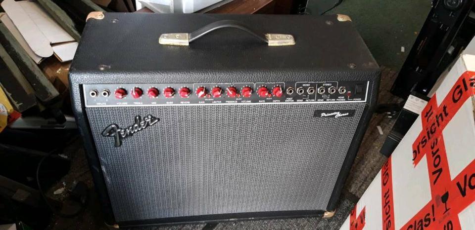 FENDER Princeton Chorus, Verstärker+Pedal+Anschlußkabel