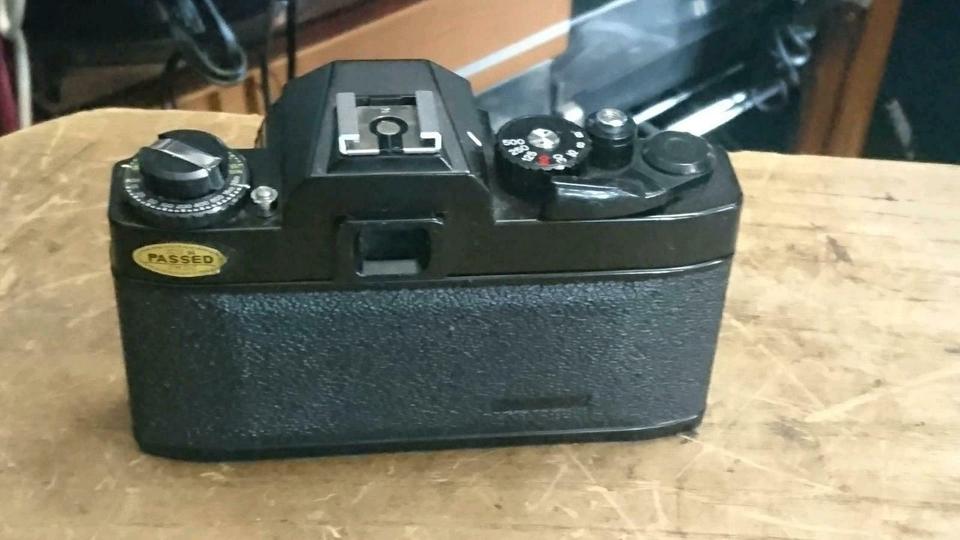 RICOH KR-5 Analog-Camera + RICONAR Objektiv