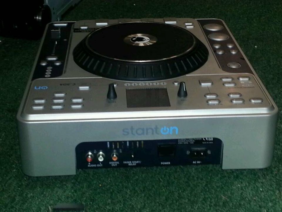 STANTON C304-220; DJ-CD-Player; DEFEKT!!