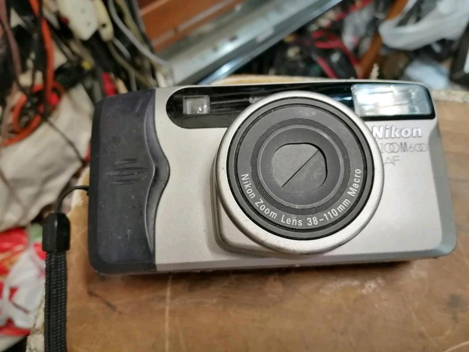 NIKON ZOOM 600 AF, Analog-Kamera, guter Zustand!!!