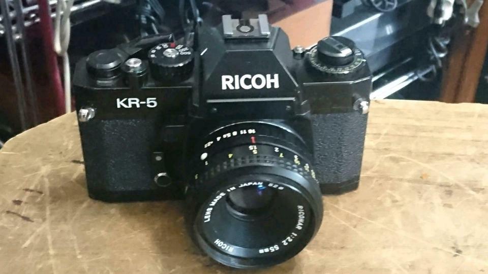 RICOH KR-5 Analog-Camera + RICONAR Objektiv