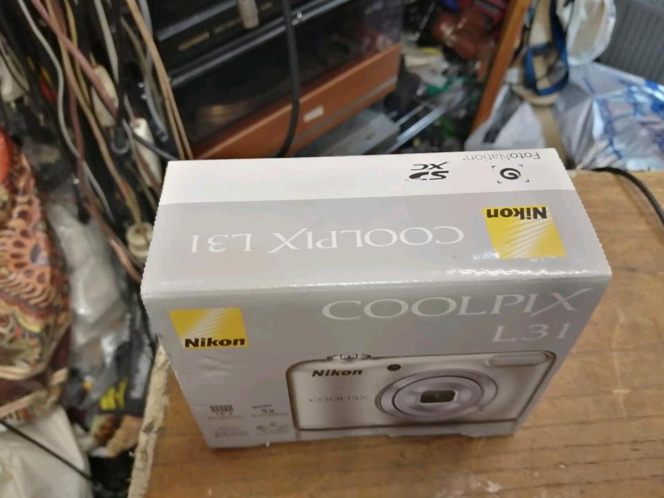 NIKON COOLPIX L31, Digital-Kamera mit Originalkarton!!!