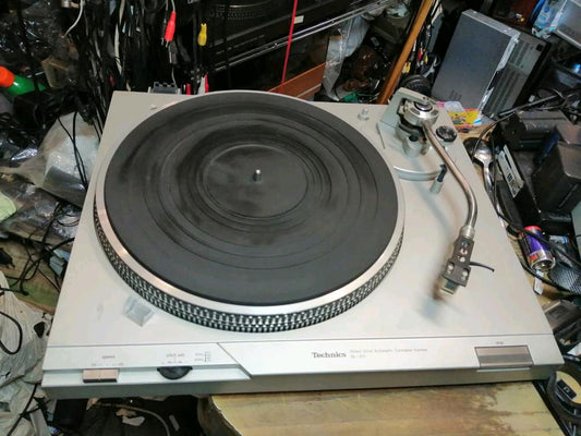 TECHNICS SL-D2 Plattenspieler, mit NEUER Nadel!!