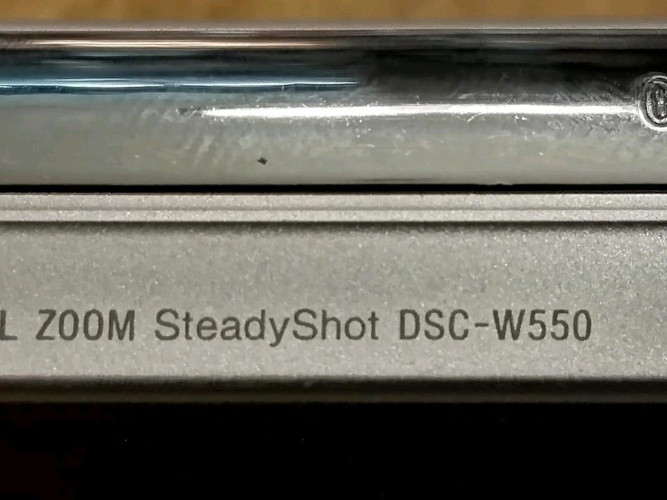 SONY SteadyShot DSC-550, Digital-Kamera mit Zubehör!!