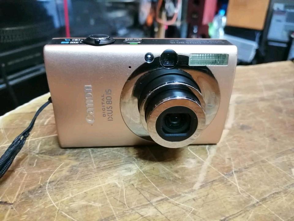 CANON IXUS 80 IS, Digital-Kamera mit Zubehör!!