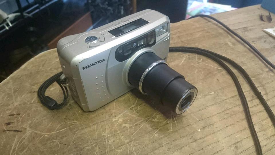 PRAKTICA Super Zoom 105 AF, Analog-Kamera, guter Zustand!!