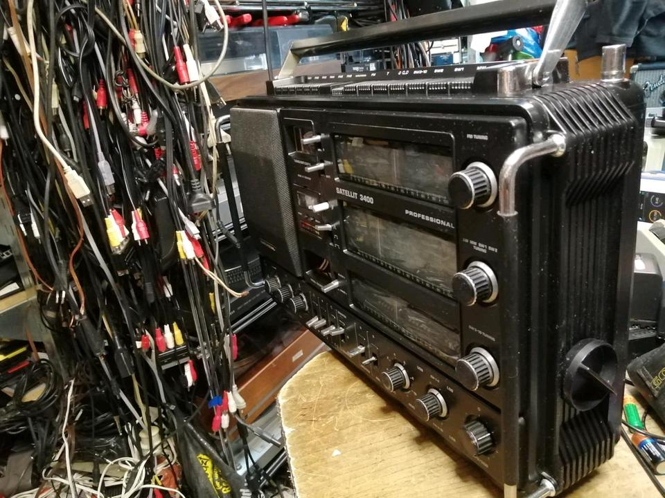 GRUNDIG SATELLIT 3400 Professional, Radio, guter Zustand!!
