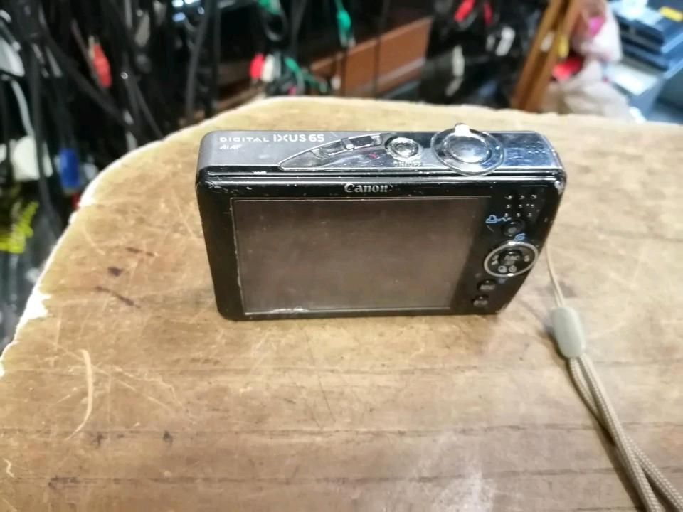 CANON IXUS 65 IS, Digital-Kamera mit Zubehör!!